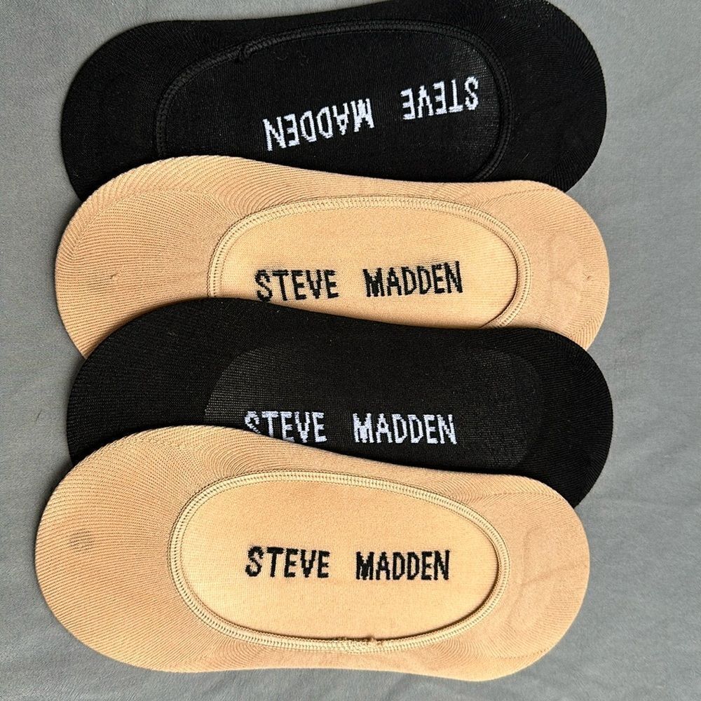 4 Pairs of Steve Madden No Show Women’s Socks